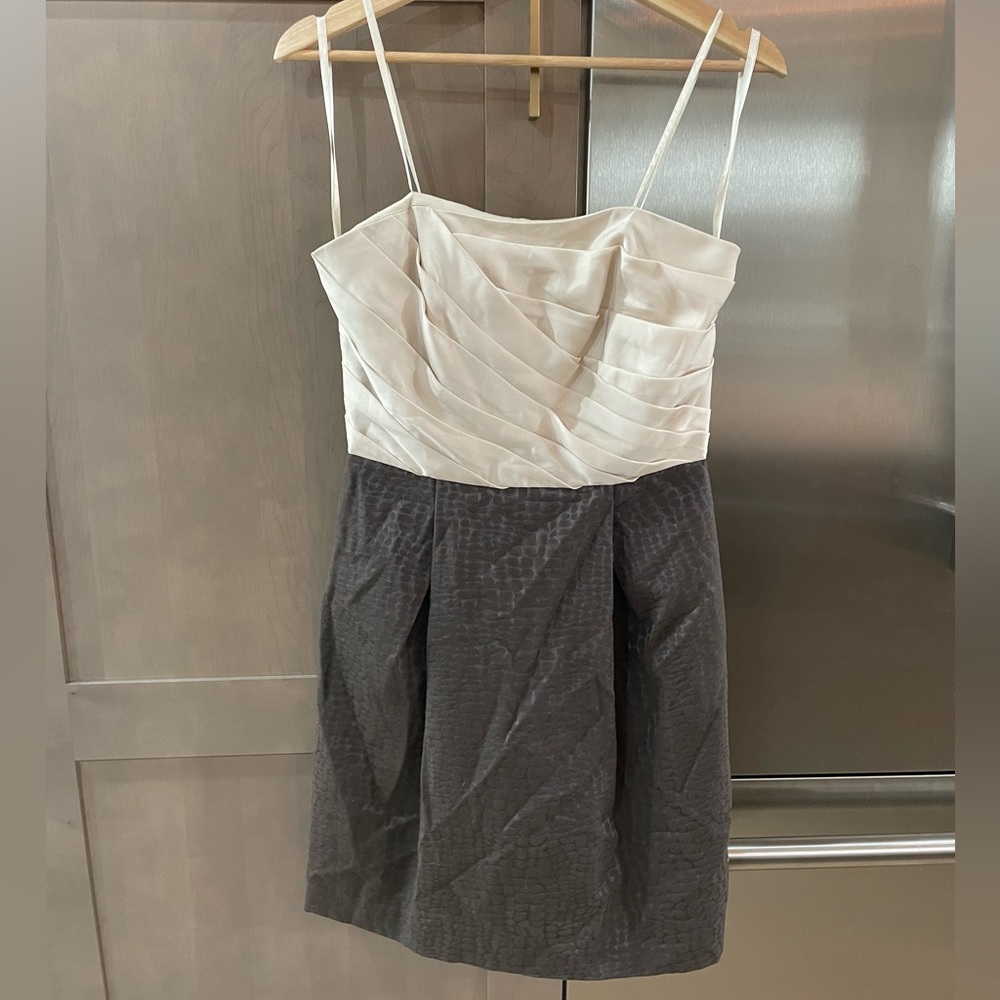 Strapless dress